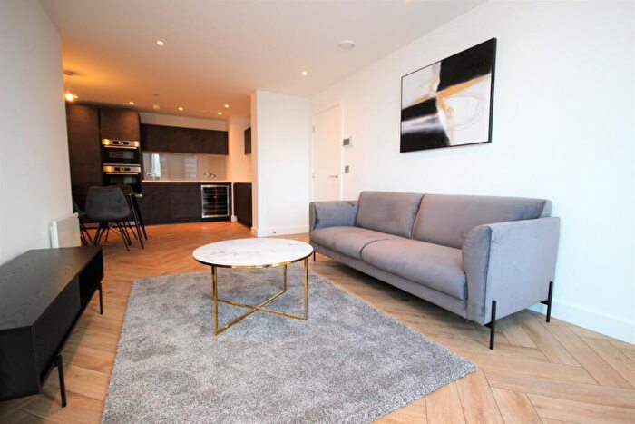2 Bedroom Apartment To Rent In Elizabeth Tower, Crown Street Chester Road, M15