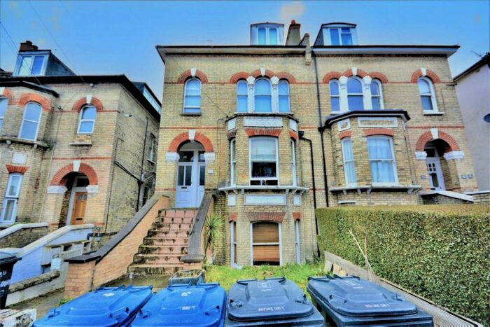 1 Bedroom Flat To Rent In Second Avenue, London, NW4