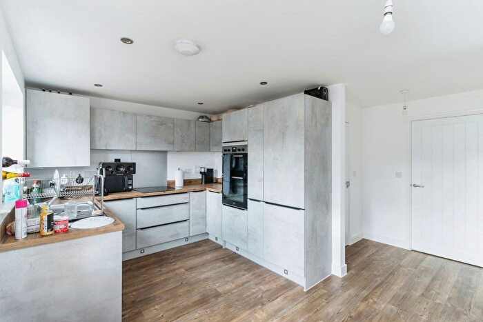 3 Bedroom Property To Rent In Penry Road, Exeter, EX2