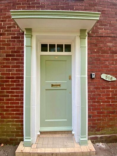 4 Bedroom Semi-Detached House To Rent In Allerton Road, L18