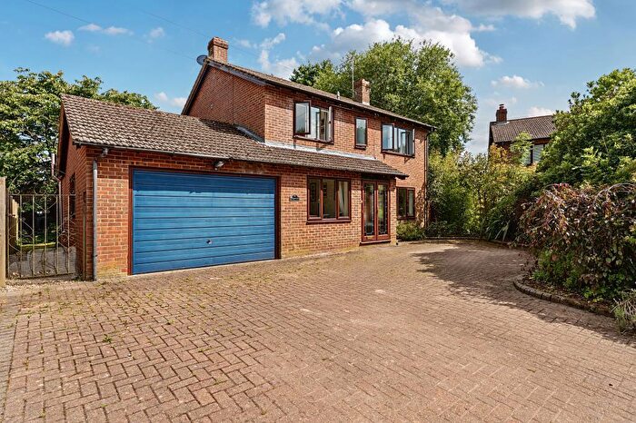 4 Bedroom Detached House For Sale In Penwood, Hampshire, RG20
