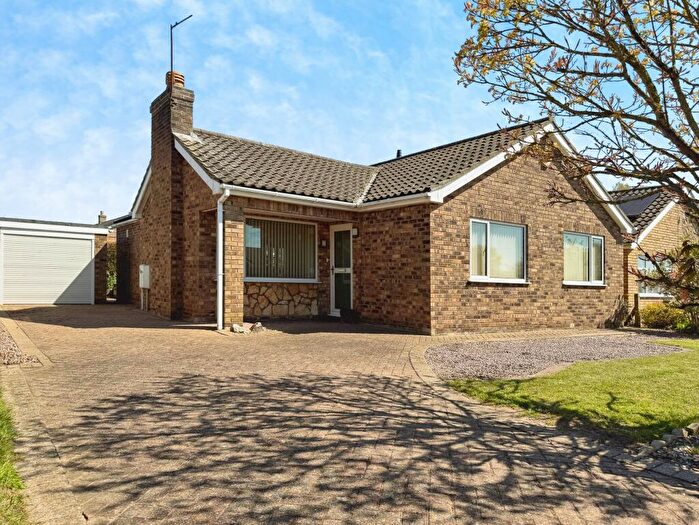 3 Bedroom Detached Bungalow For Sale In Derwent Close, North Hykeham, LN6
