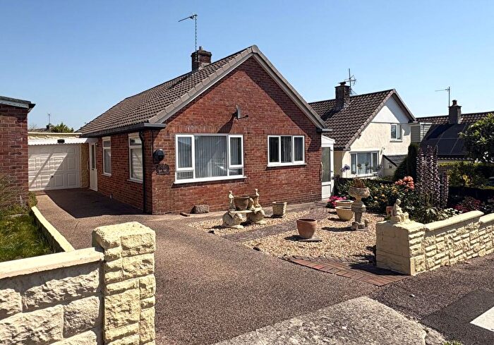 3 Bedroom Detached Bungalow For Sale In Wychall Park, Seaton, Devon, EX12