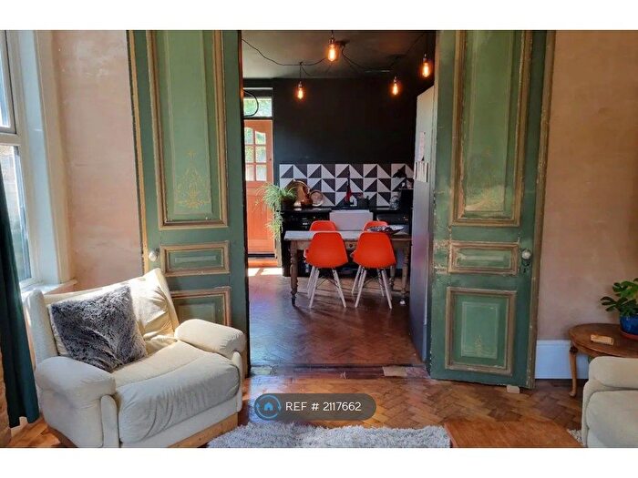 2 Bedroom Flat To Rent In Lyndhurst Ave, Margate, CT9