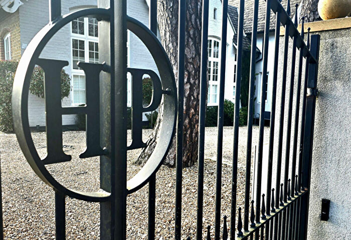 1 Bedroom Apartment To Rent In - Heathfield Road, Keston, Kent, BR2