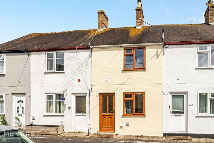 2 Bedroom Terraced House For Sale In New Street, Wareham, BH20