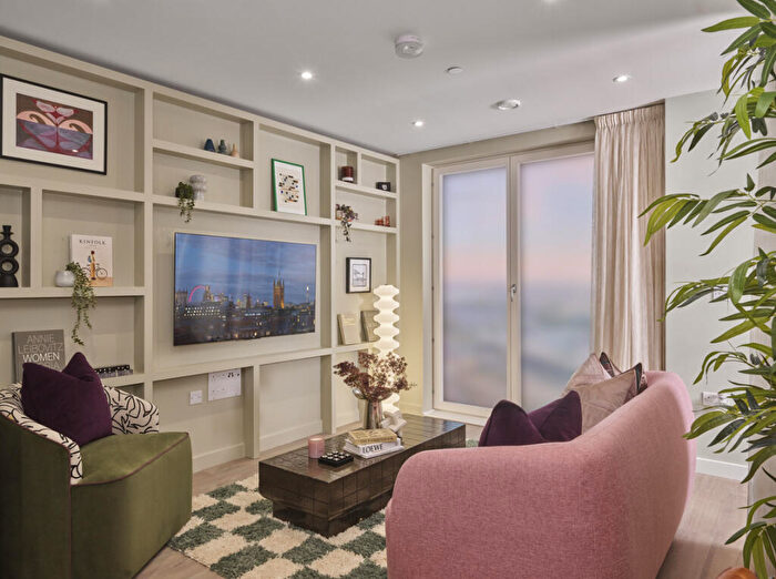1 Bedroom Apartment For Sale In Fielders Quarter Fielders Crescent Barking London, IG11