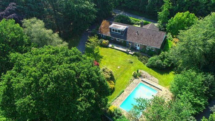 5 Bedroom Detached House For Sale In Bell Lane, Nutley, TN22