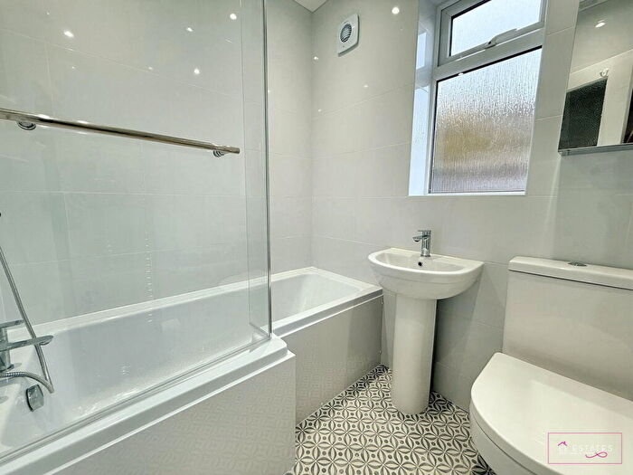 2 Bedroom Detached Bungalow To Rent In Igraig, Carmel Road, Holywell, CH8