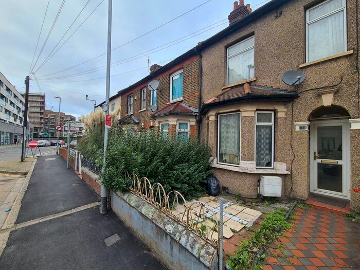 4 Bedroom Terraced House To Rent In Blyth Road, Hayes UB3