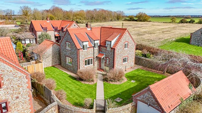 3 Bedroom Detached House To Rent In Holt Road, Field Dalling, NR25