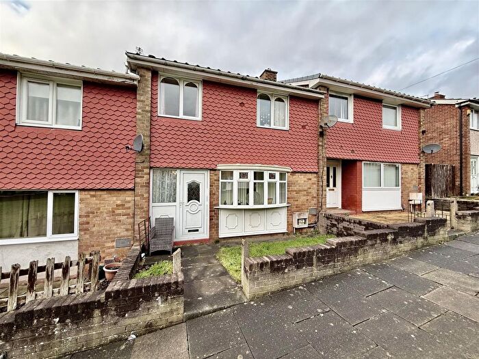 3 Bedroom Terraced House For Sale In Thursby Gardens, Gateshead, NE9