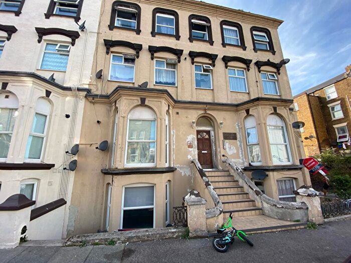 2 Bedroom Flat To Rent In Athelstan Road, Margate, CT9