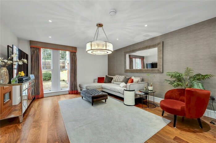 6 Bedroom Detached House To Rent In Cobbetts Hill, Weybridge, Surrey, KT13