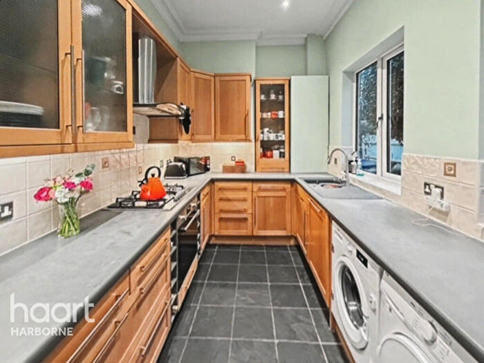 3 Bedroom Character Property For Sale In Grosvenor Road, Harborne, B17