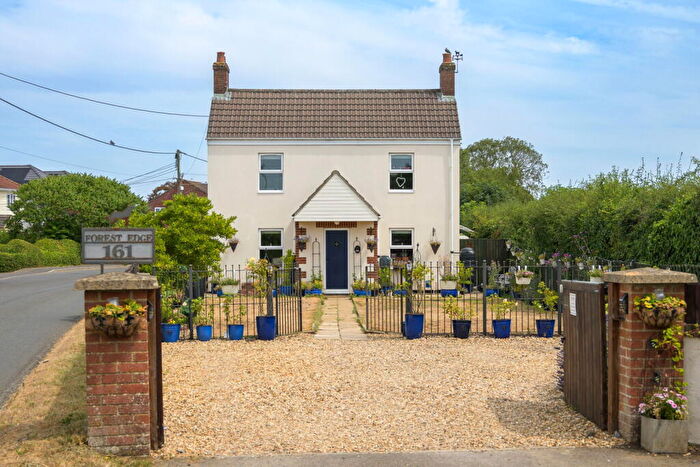 5 Bedroom Detached House For Sale In Woodrow Road, Forest, Melksham, SN12