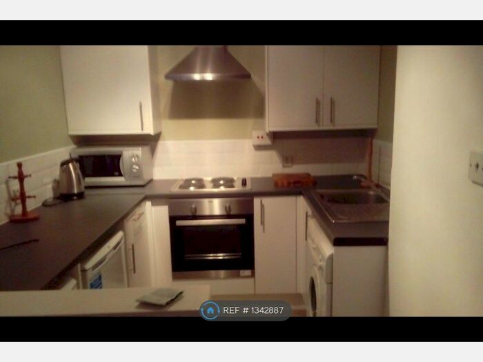 1 Bedroom Flat To Rent In St. Georges Terrace, Jesmond, Newcastle Upon Tyne, NE2