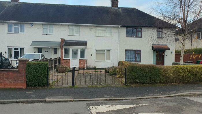 3 Bedroom House To Rent In Dalehead Road, Clifton, NG11