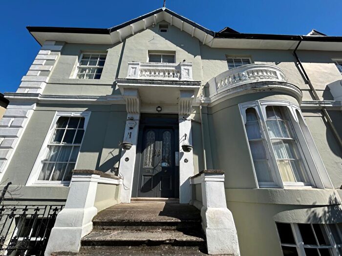 Studio To Rent In Claremont Road, Surbiton, KT6