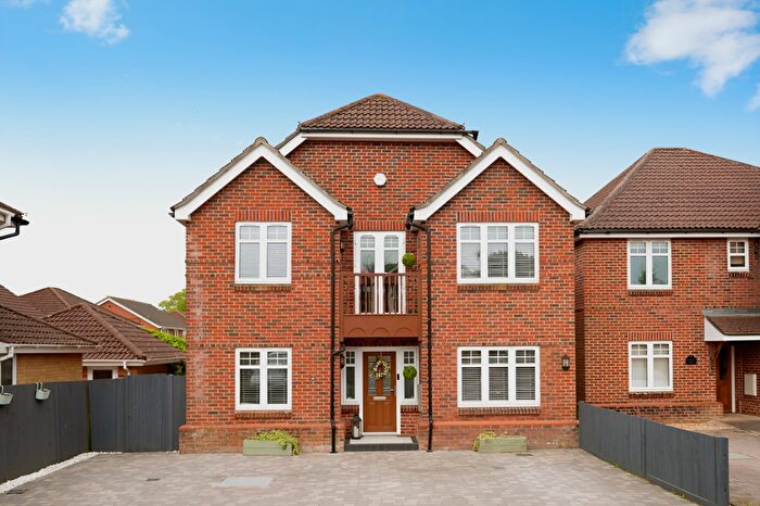 4 Bedroom Detached House For Sale In Chelmarsh Garden, Botley Road, Fair Oak, SO50