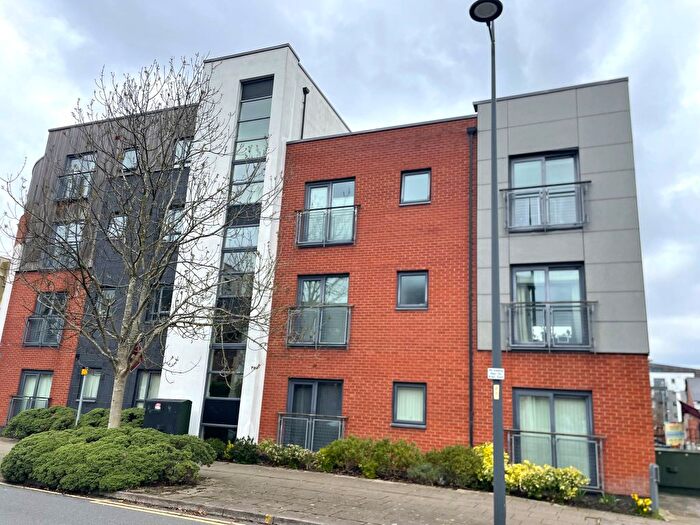 2 Bedroom Flat For Sale In Montmano Drive, West Didsbury, Didsbury, Manchester, M20