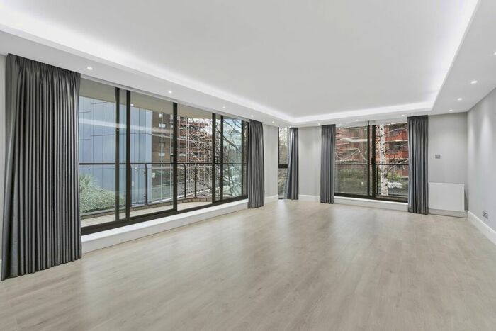 2 Bedroom Flat To Rent In Blythe Road, London, W14