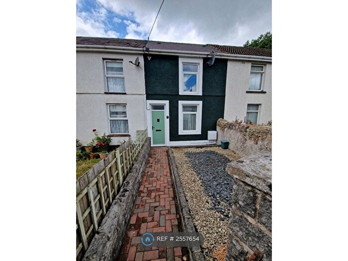 2 Bedroom Terraced House To Rent In High Street, Llandybie, Ammanford, SA18