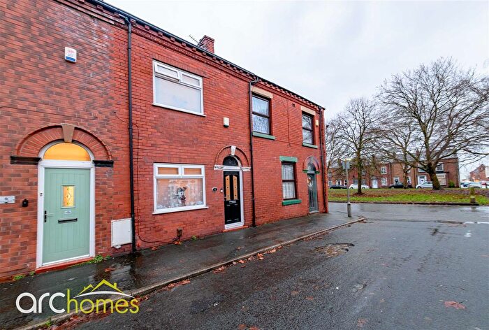 2 Bedroom Terraced House For Sale In Elm Street, Tyldesley, Manchester, M29