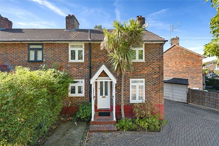 3 Bedroom Semi Detached House To Rent In Grotto Road, Weybridge, Surrey, KT13