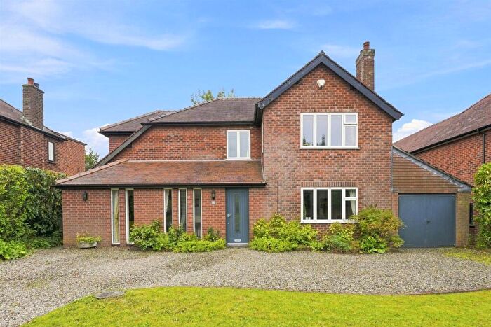4 Bedroom Detached House For Sale In Marlborough Drive, Tytherington, SK10