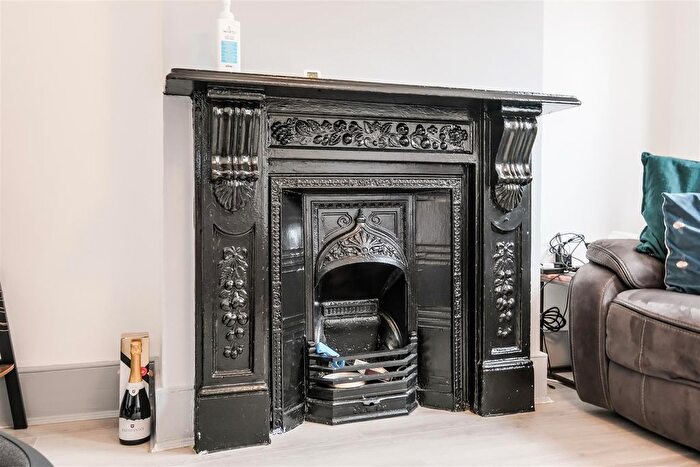 3 Bedroom Terraced House For Sale In Somerset Road, London, E17