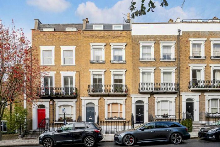 Studio To Rent In Huntingdon Street, London, N1