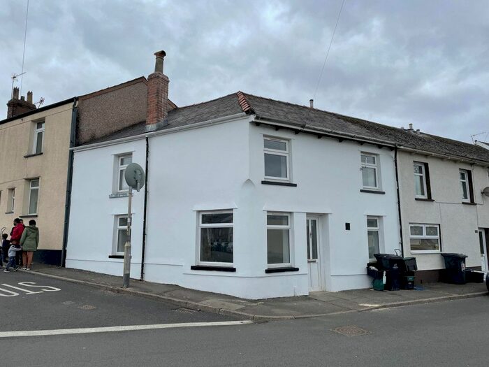 4 Bedroom End Of Terrace House To Rent In Bailey Street, Brynmawr, Ebbw Vale, Ebbw Vale, NP23