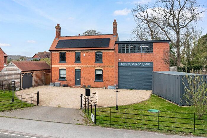 4 Bedroom Detached House For Sale In Rushford, Evesham, WR11