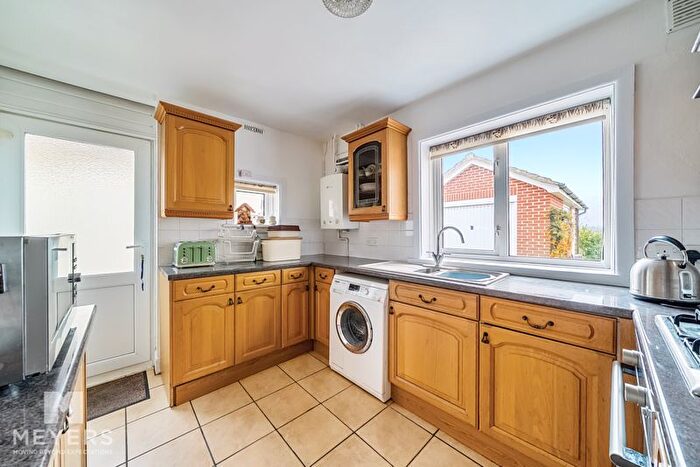 2 Bedroom Detached Bungalow For Sale In High Mead, Ferndown, BH22
