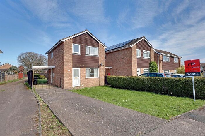 3 Bedroom Detached House For Sale In Oak Way, Huntley, Gloucester, GL19