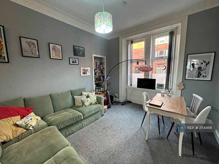 2 Bedroom Flat To Rent In Daisy Street, Glasgow, G42