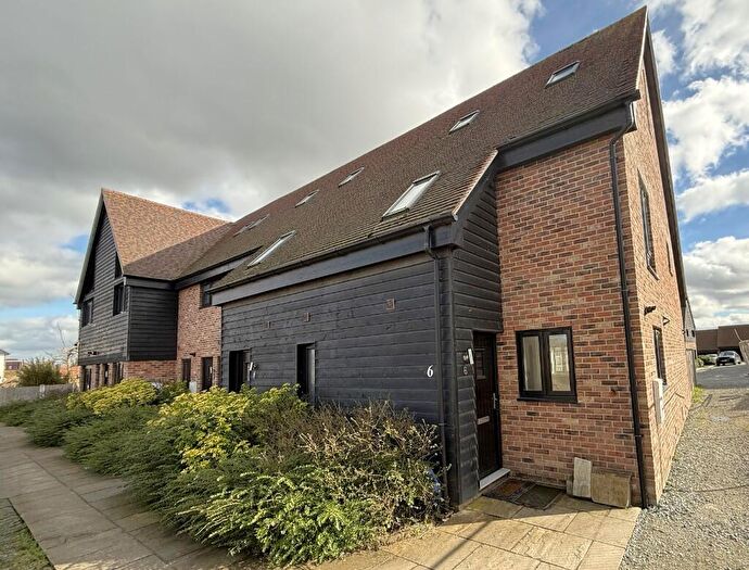 4 Bedroom End Of Terrace House To Rent In Stanford Road, Stanford-Le-Hope, Essex, SS17