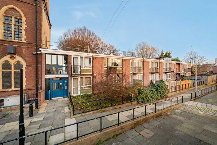 1 Bedroom Flat For Sale In Albany Street, Regent's Park, NW1