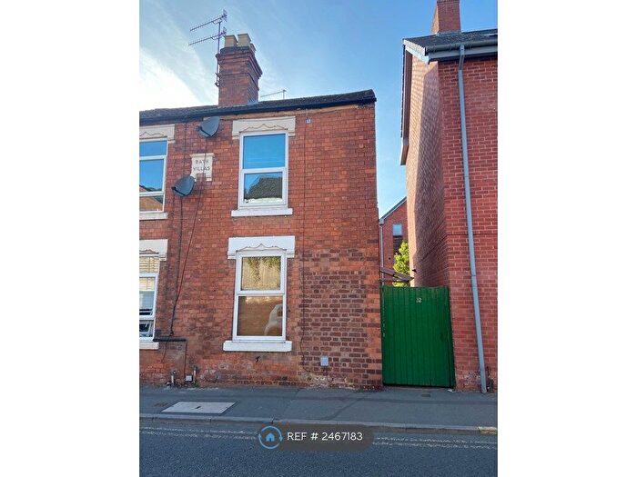 2 Bedroom End Of Terrace House To Rent In Diglis Road, Worcester, WR5