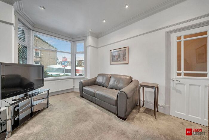 3 Bedroom Terraced House For Sale In Langroyd Road, Colne, BB8