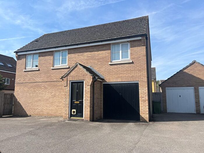 2 Bedroom Detached House To Rent In Sheepwash Way, Cambridge, Cambridgeshire, CB24