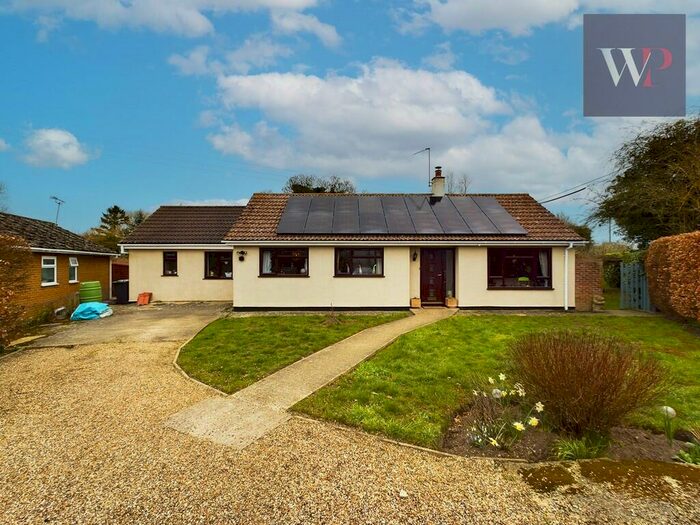 5 Bedroom Detached Bungalow For Sale In Low Street, Oakley, Diss, IP21