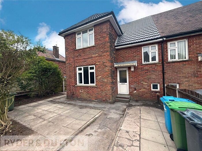 3 Bedroom Semi-Detached House To Rent In Lowe Green, Royton, Oldham, Greater Manchester, OL2