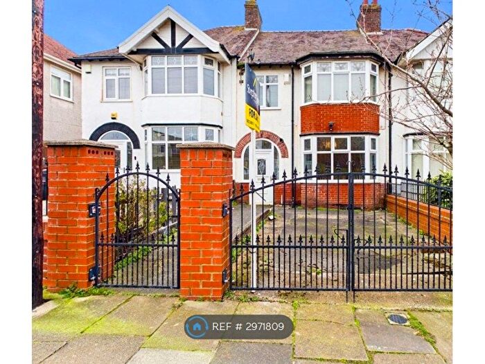 3 Bedroom Terraced House To Rent In Links Road, Blackpool, FY1