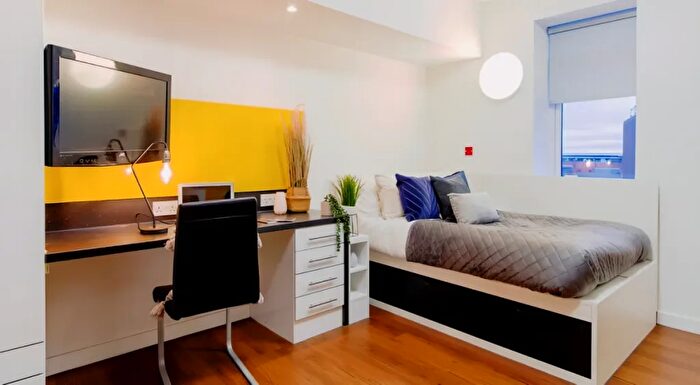 40 Bedroom Flat To Rent In - Talbot Street, Nottingham, NG1