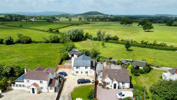 3 Bedroom Cottage For Sale In Gloucester Road, Hartpury, Gloucester, GL19