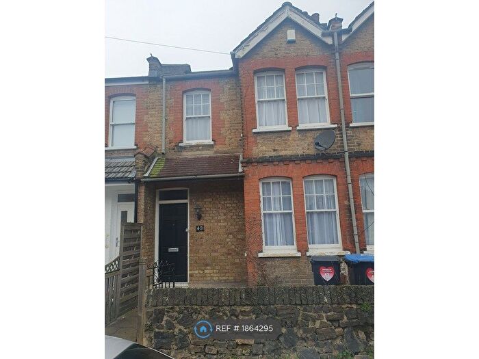 4 Bedroom Terraced House To Rent In Harman Road, Enfield, EN1