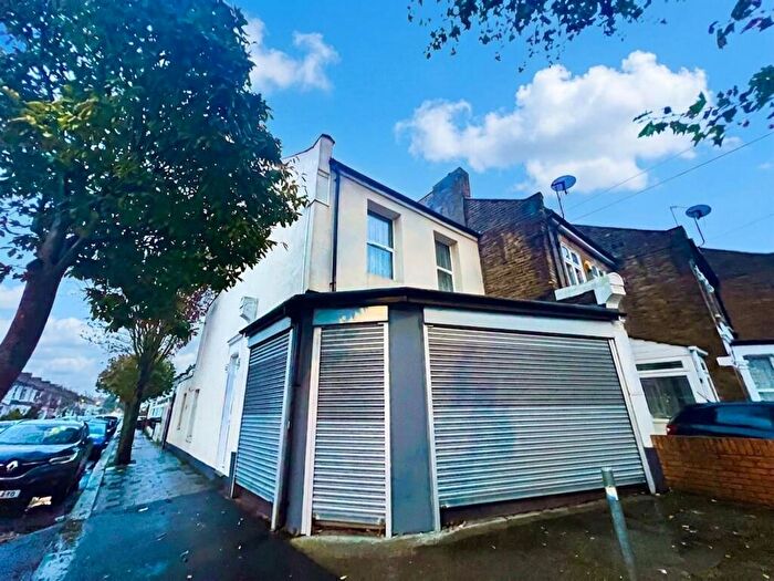 3 Bedroom House For Sale In Katherine Road, London, E7
