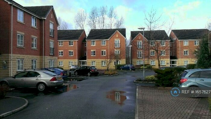 2 Bedroom Flat To Rent In Godolphin Close, Eccles, Manchester, M30